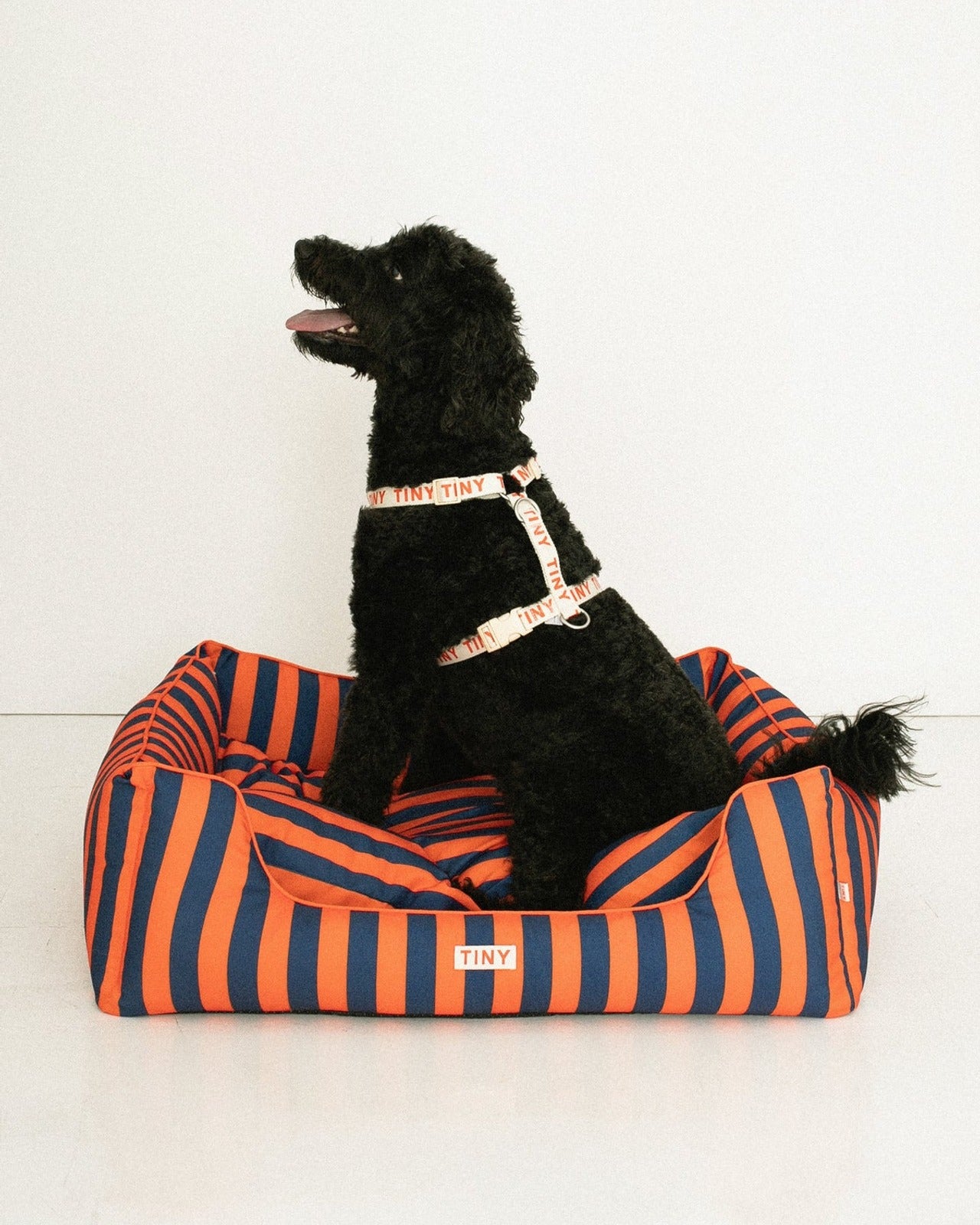 STRIPES BOLSTER BED