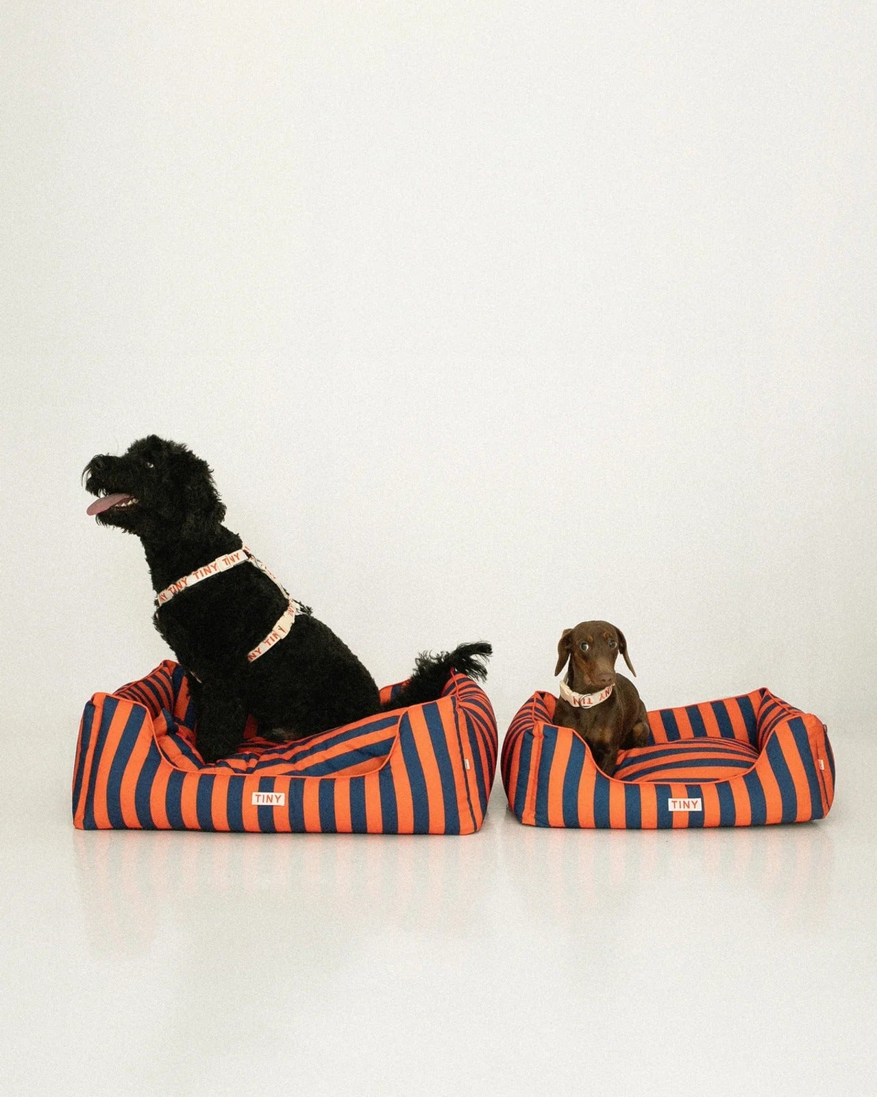 STRIPES BOLSTER BED